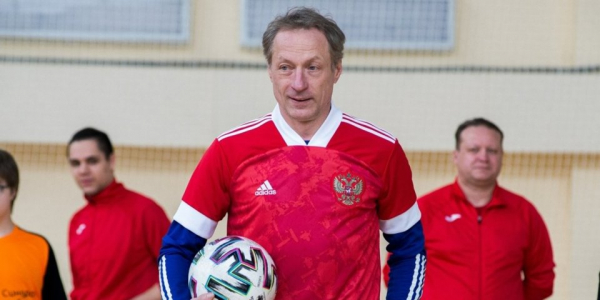 «Если «Спартак» в этом году возьмет бронзу, это будет великолепно». Интервью Хлестова «Если «Спартак» в этом году возьмет бронзу, это будет великолепно». Интервью Хлестова