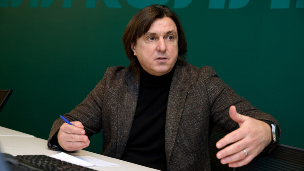 «Мы против того, чтобы обеспечивать результат за счет дорогих приобретений и нерыночных зарплат». Руководство «Локо» — о сезоне «Мы против того, чтобы обеспечивать результат за счет дорогих приобретений и нерыночных зарплат». Руководство «Локо» — о сезоне