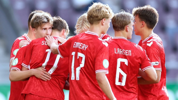 Дания (U19) — Румыния (U19). Ставка (к. 2.06) и прогноз на футбол, чемпионат Европы до 19 лет, 19 июня 2025 года Дания (U19) — Румыния (U19). Ставка (к. 2.06) и прогноз на футбол, чемпионат Европы до 19 лет, 19 июня 2025 года